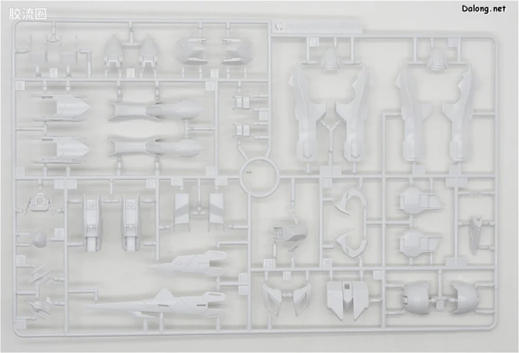 高达铁血的奥尔芬斯 HG 1/144 普通版 33 高达巴巴托斯 天狼座帝王形态 - 图片